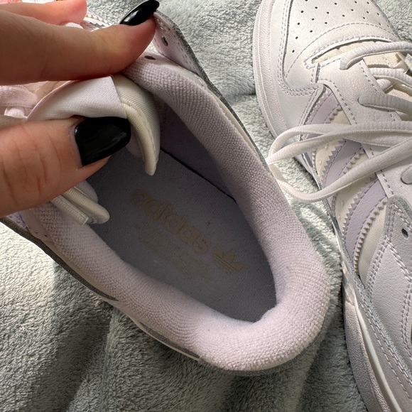 White and Purple Adidas women shoes - Picture 3 of 6